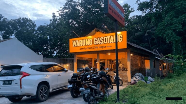 Jasa Kontraktor Bangunan Restoran dari Kayu Atambua - Jasa Kontraktor Bangunan Restoran dari Kayu Atambua Cepat dan Rapi