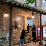 Jasa Kontraktor Bangunan Restoran dari Kayu Lahat - Jasa Kontraktor Bangunan Restoran dari Kayu Lahat Profesional