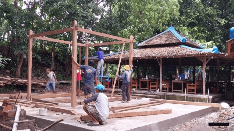 Jasa Kontraktor Bangunan Restoran dari Kayu Sukoharjo - Jasa Kontraktor Bangunan Restoran dari Kayu Sukoharjo Bergaransi