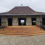 Jasa Kontraktor Bangunan Restoran dari Kayu Sumbawa - Jasa Kontraktor Bangunan Restoran dari Kayu Sumbawa Profesional